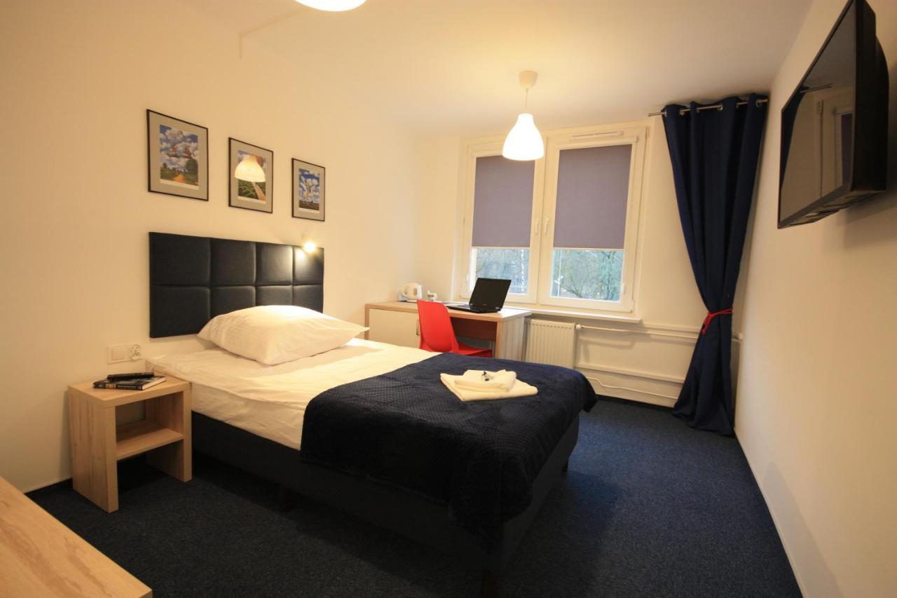 Studencki Dom Marynarza Pasat Hostel Szczecin Bagian luar foto